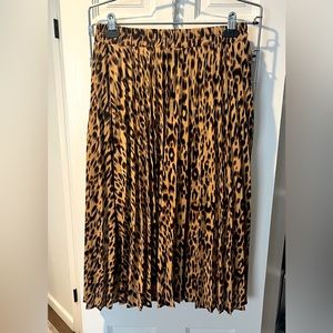 Leopard midi skirt